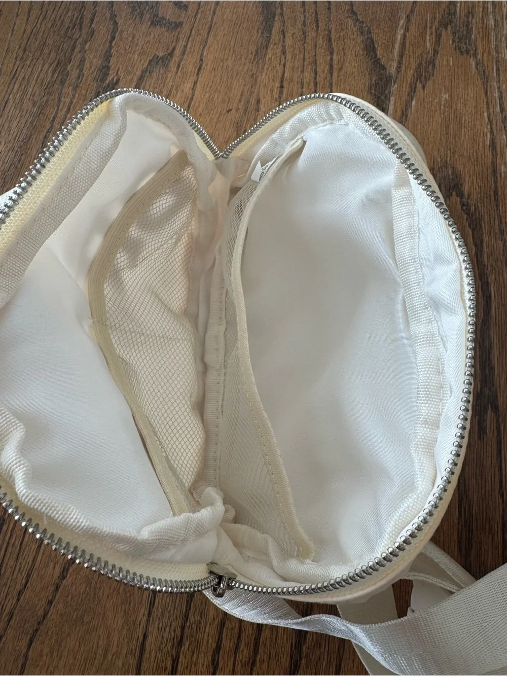 White BRIDE Pearl Rhinestone Crossbody Belt Bag Fanny Pack Bridal Bachelorette